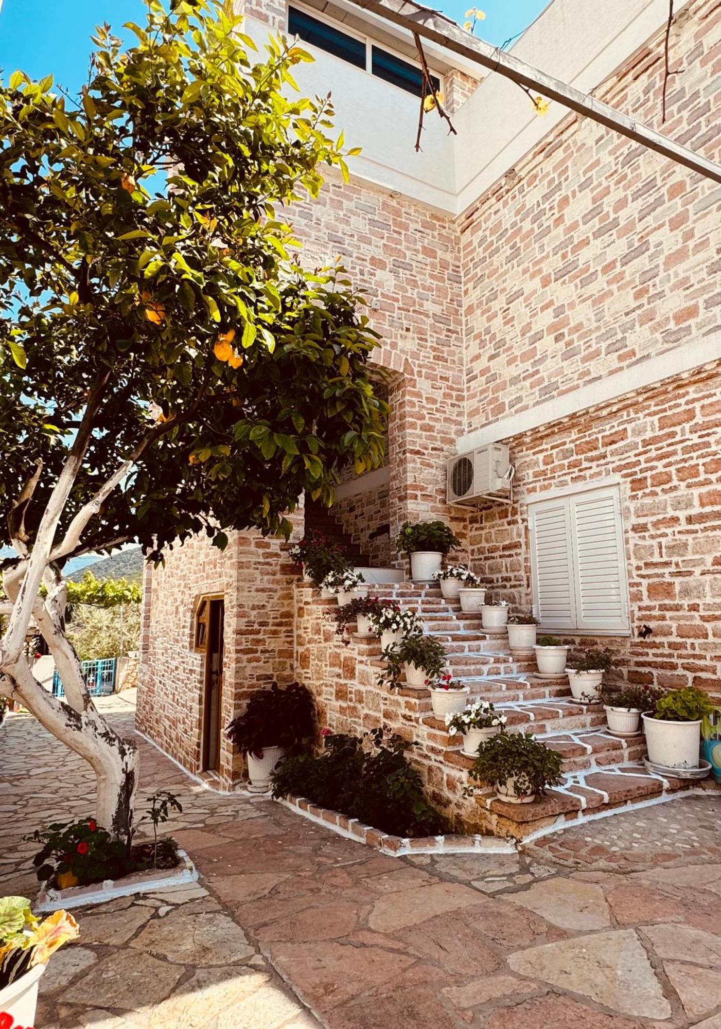 Orfeu Apartments Ksamil Exterior foto