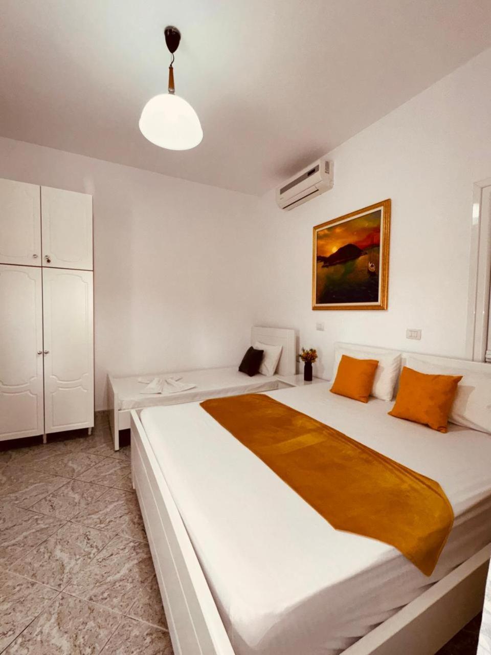 Orfeu Apartments Ksamil Exterior foto